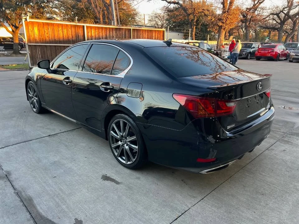 2014 Lexus GS 4th Gen - Image 8 of 16