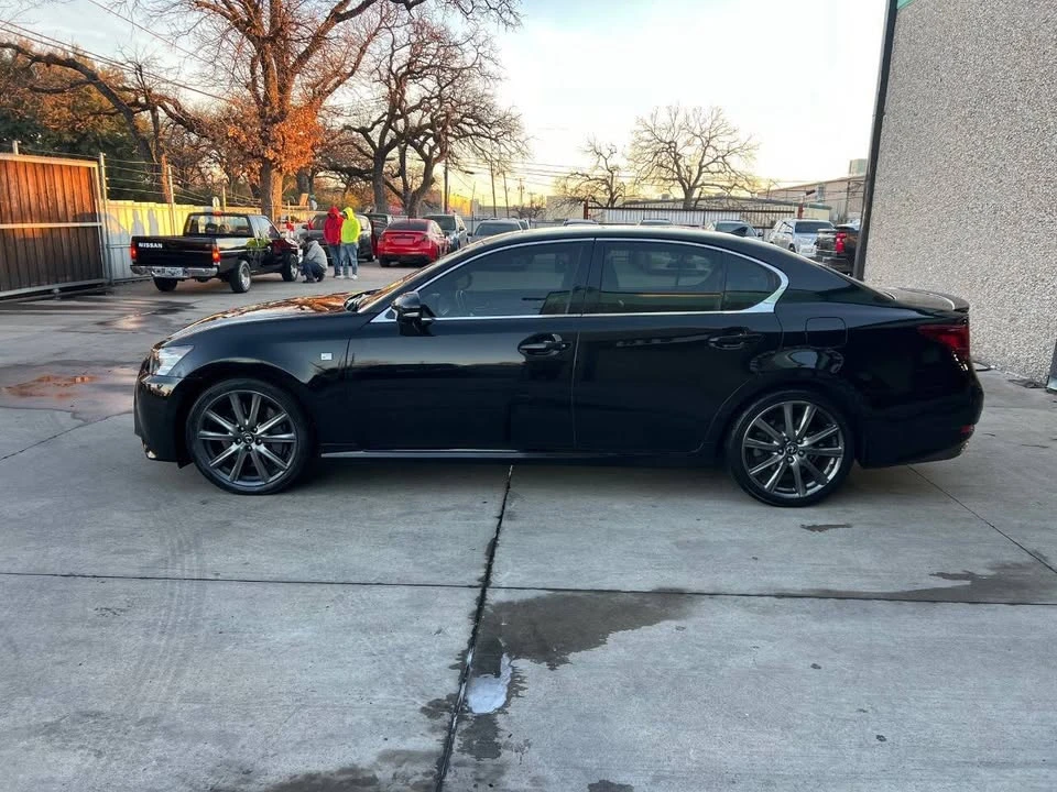 2014 Lexus GS 4th Gen - Image 9 of 16