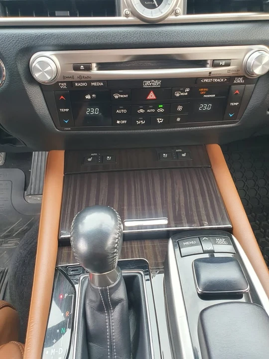 2014 Lexus GS 4th Gen - Image 6 of 14