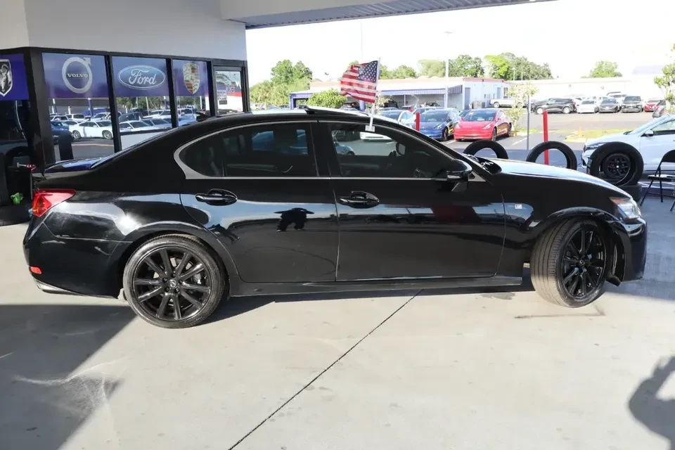 2014 Lexus GS 4th Gen - Image 2 of 6