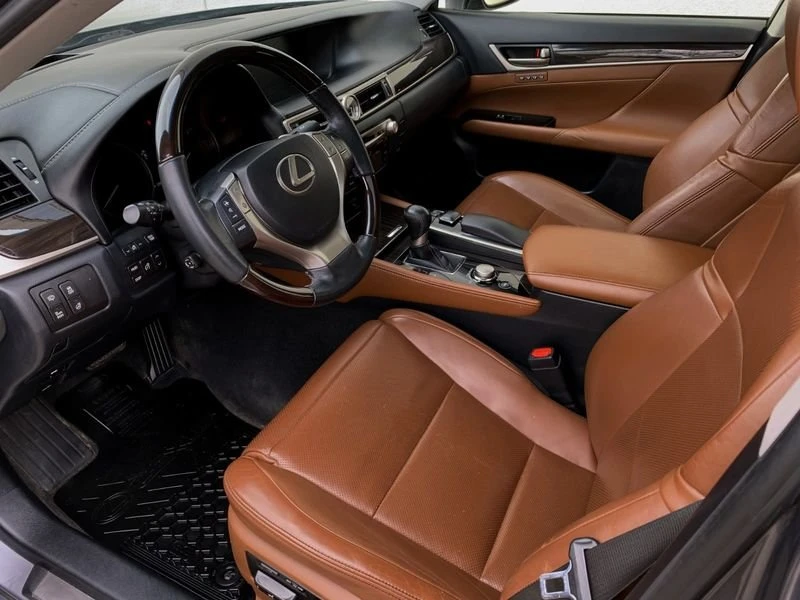 2014 Lexus GS 4th Gen - Image 8 of 20