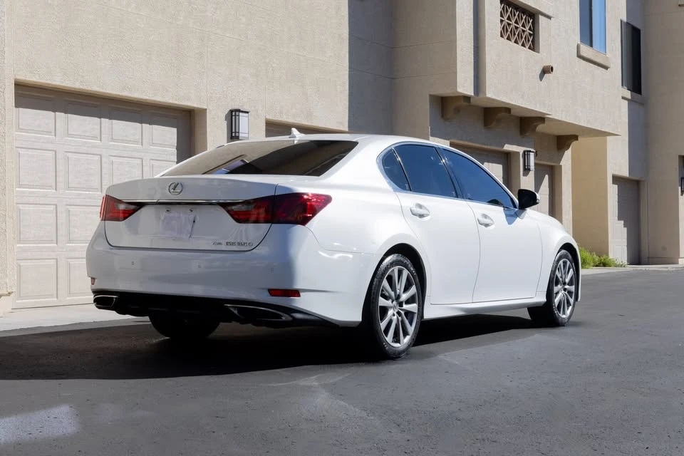 2014 Lexus GS 4th Gen - Image 5 of 20