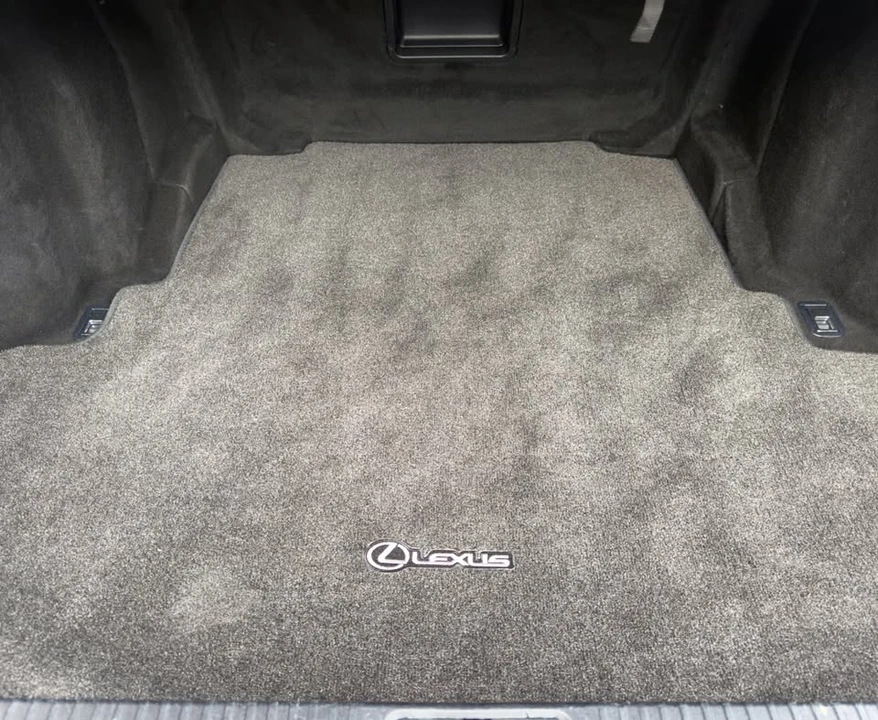 2014 Lexus GS 4th Gen - Image 17 of 19