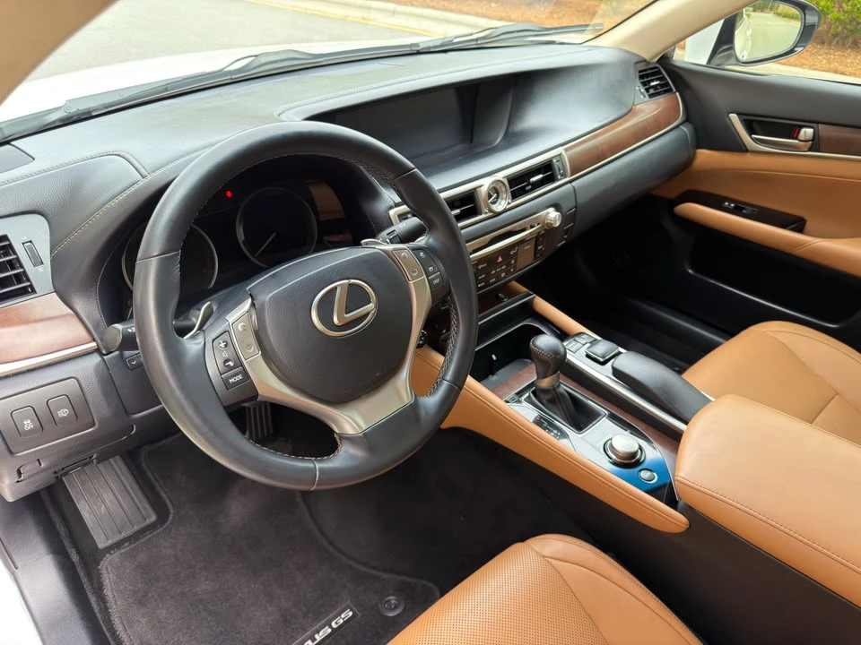 2014 Lexus GS 4th Gen - Image 6 of 19