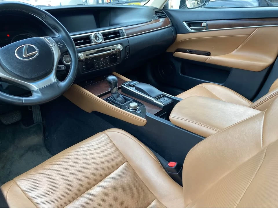 2014 Lexus GS 4th Gen - Image 3 of 5