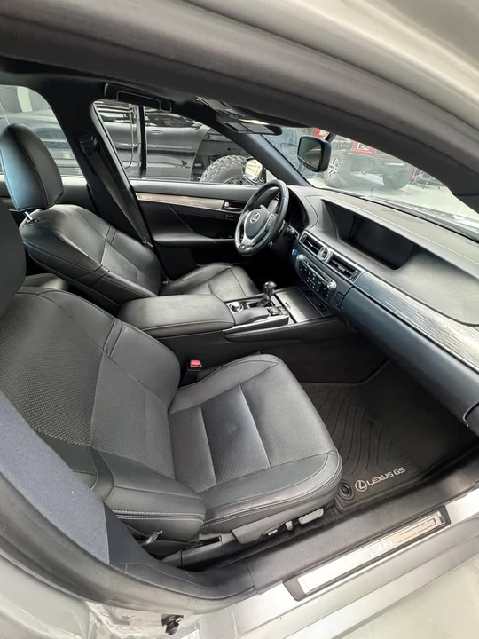 2014 Lexus GS 4th Gen - Image 8 of 15