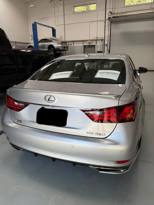 2014 Lexus GS 4th Gen - Image 5 of 15