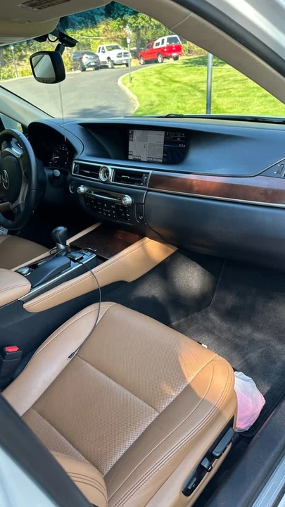 2014 Lexus GS 4th Gen - Image 5 of 8