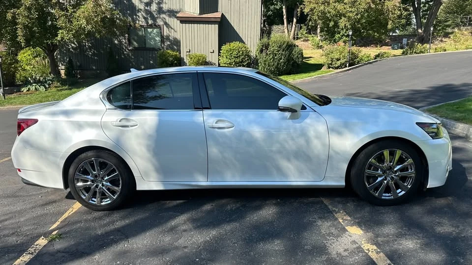 2014 Lexus GS 4th Gen - Image 3 of 8