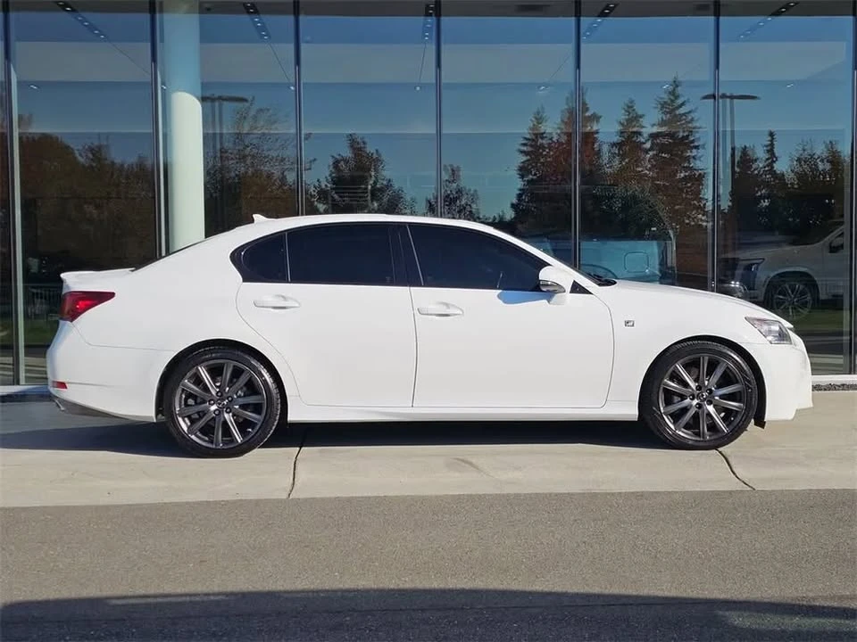 2014 Lexus GS 4th Gen - Image 8 of 16