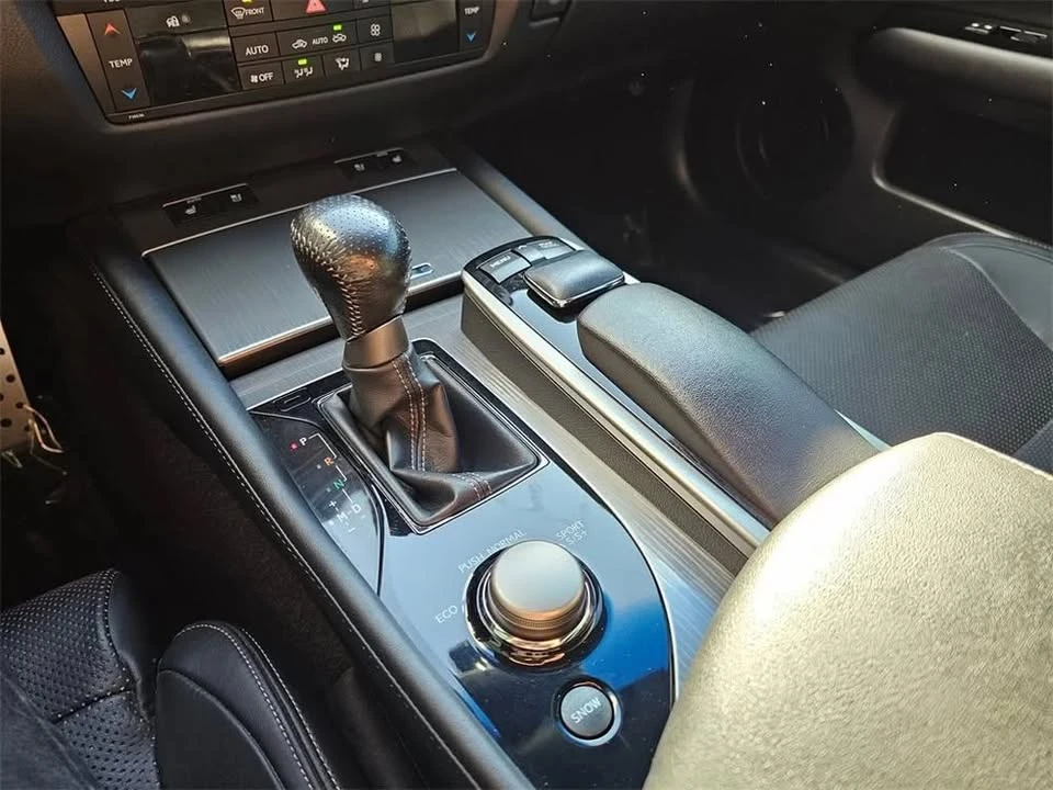 2014 Lexus GS 4th Gen - Image 16 of 16