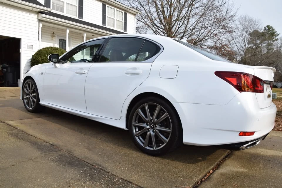 2014 Lexus GS 4th Gen - Image 15 of 19