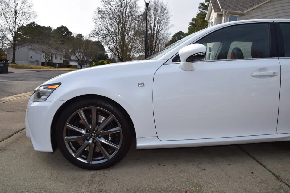 2014 Lexus GS 4th Gen - Image 9 of 19