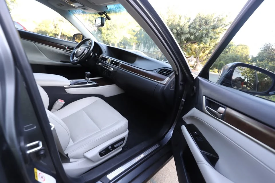 2014 Lexus GS 4th Gen - Image 17 of 20