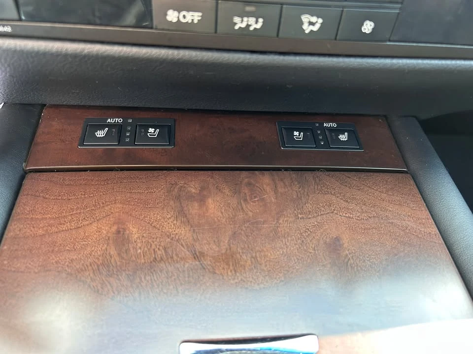 2014 Lexus GS 4th Gen - Image 15 of 16