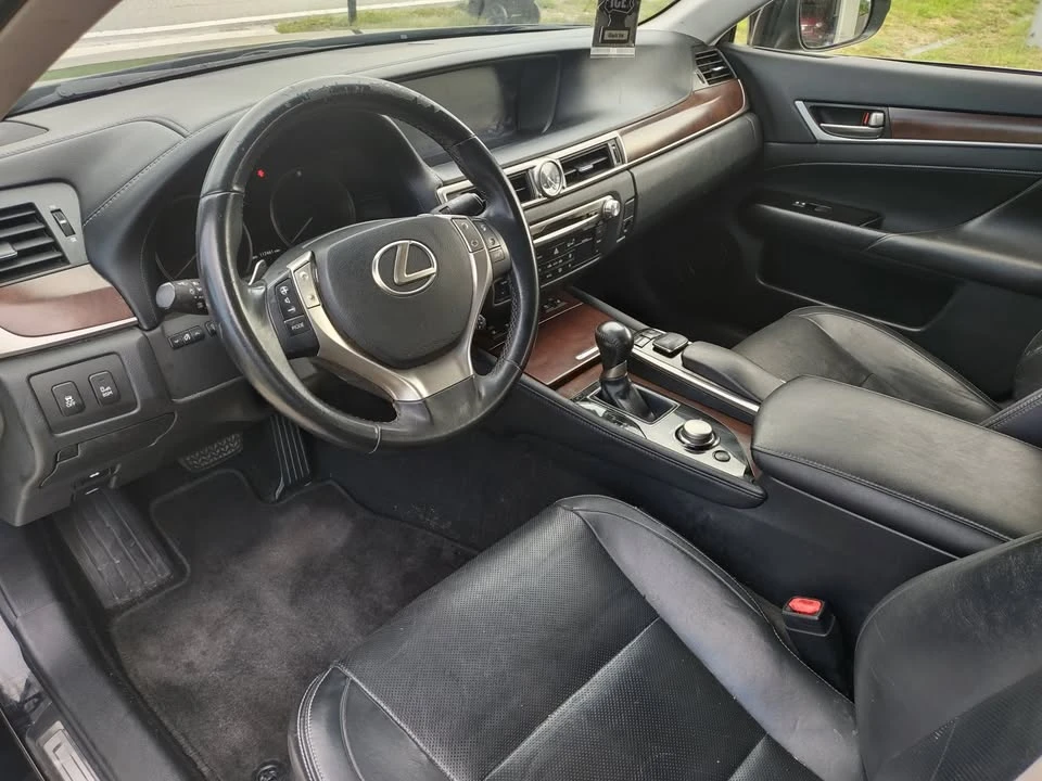 2014 Lexus GS 4th Gen - Image 14 of 19