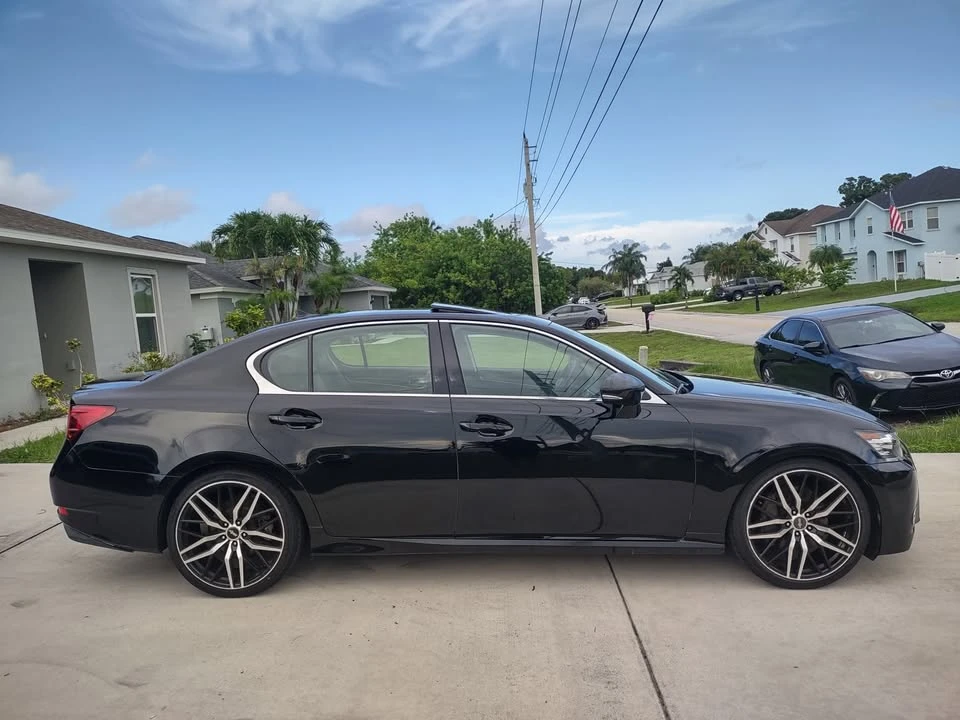 2014 Lexus GS 4th Gen - Image 3 of 19