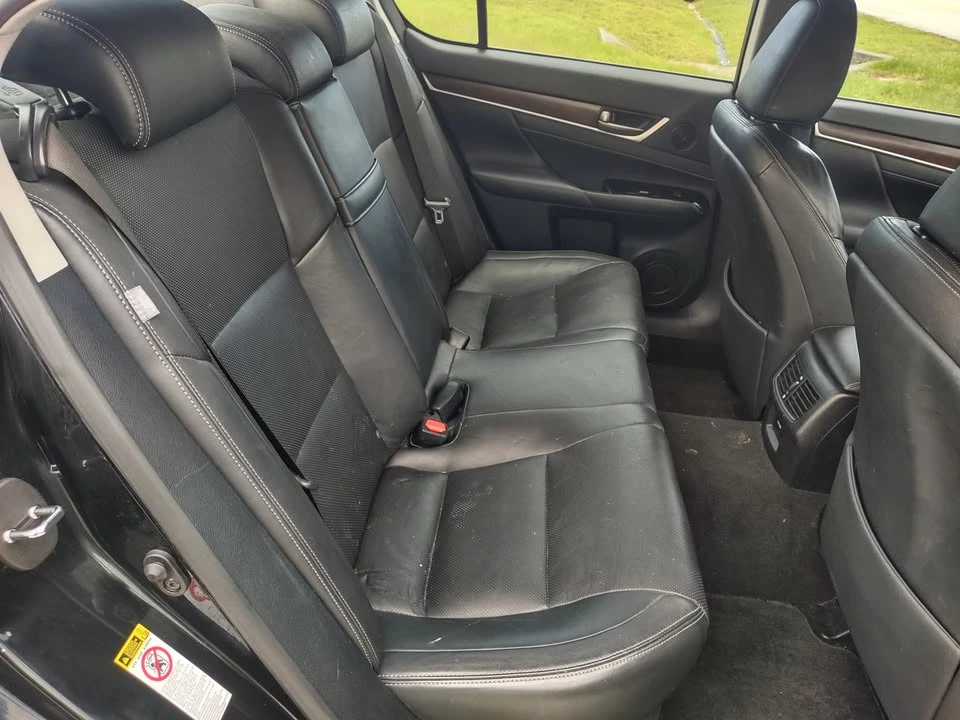 2014 Lexus GS 4th Gen - Image 15 of 19