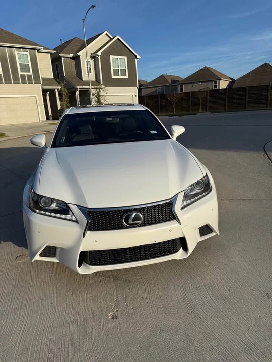 2014 Lexus GS 4th Gen - Image 3 of 10