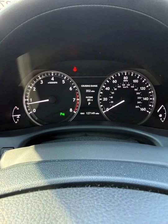 2014 Lexus GS 4th Gen - Image 5 of 10