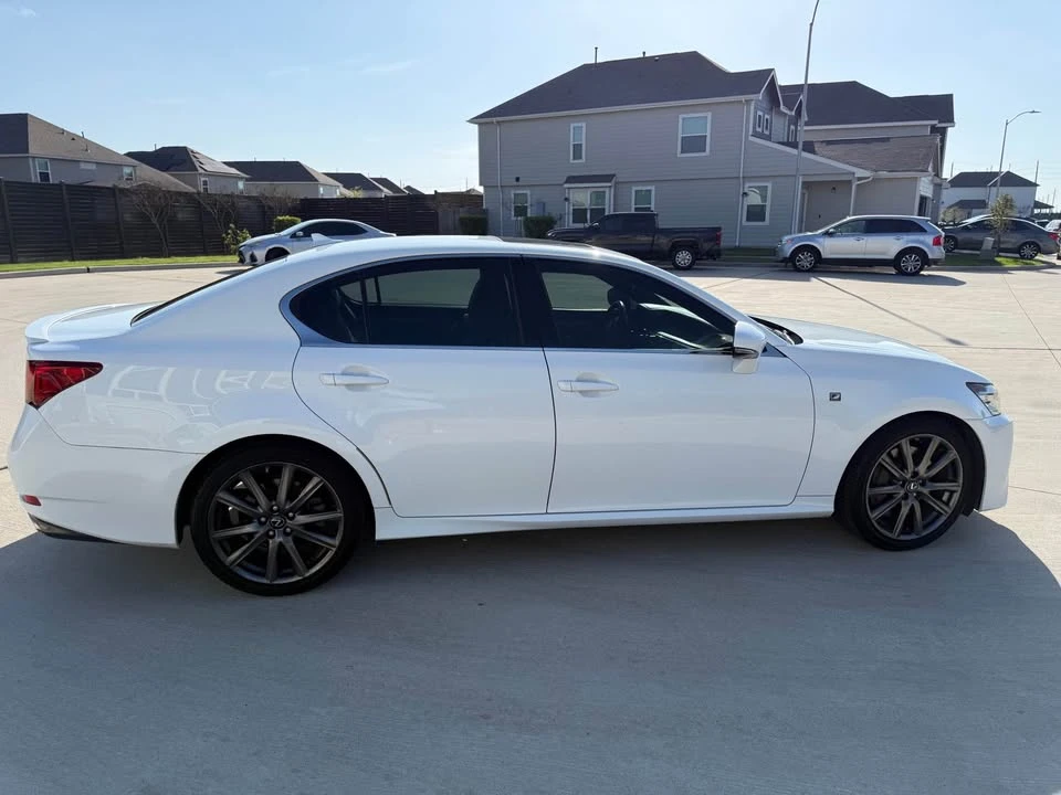 2014 Lexus GS 4th Gen - Image 2 of 10