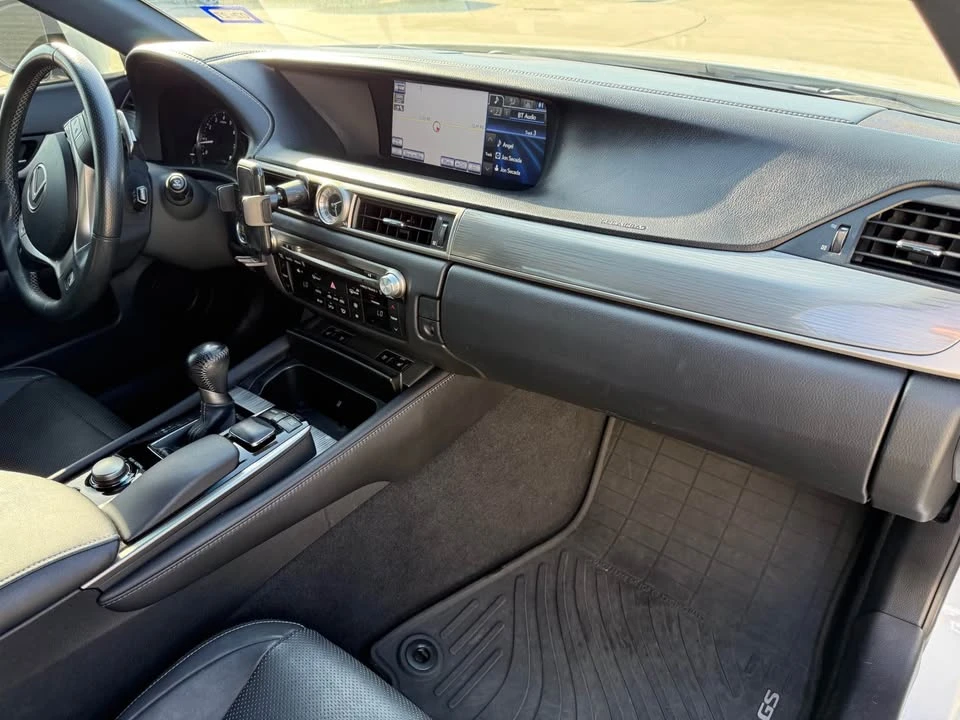 2014 Lexus GS 4th Gen - Image 8 of 10