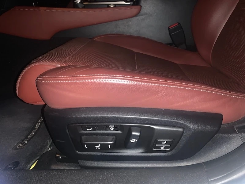 2014 Lexus GS 4th Gen - Image 15 of 16