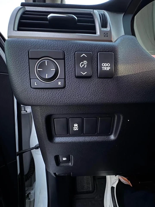 2014 Lexus GX 2nd Gen - Image 5 of 20