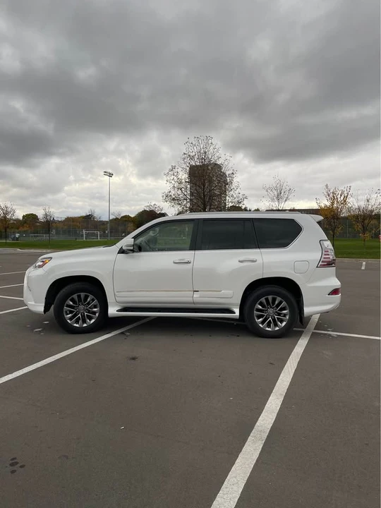 2014 Lexus GX 2nd Gen - Image 17 of 19