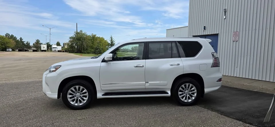 2014 Lexus GX 2nd Gen - Image 3 of 12
