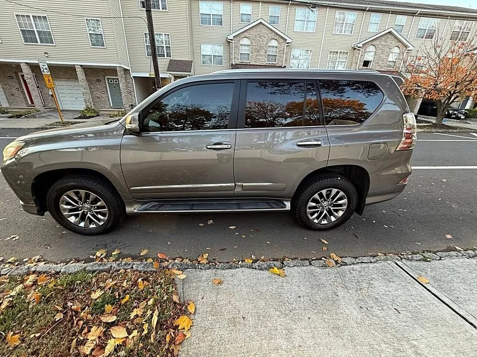 2014 Lexus GX 2nd Gen - Image 3 of 19