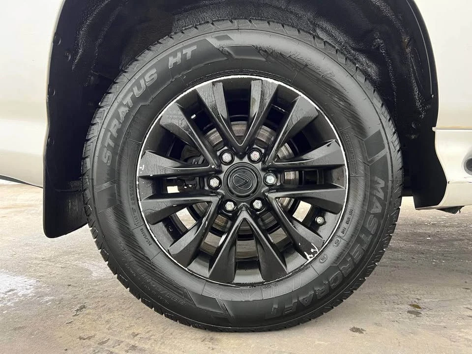 2014 Lexus GX 2nd Gen - Image 6 of 20
