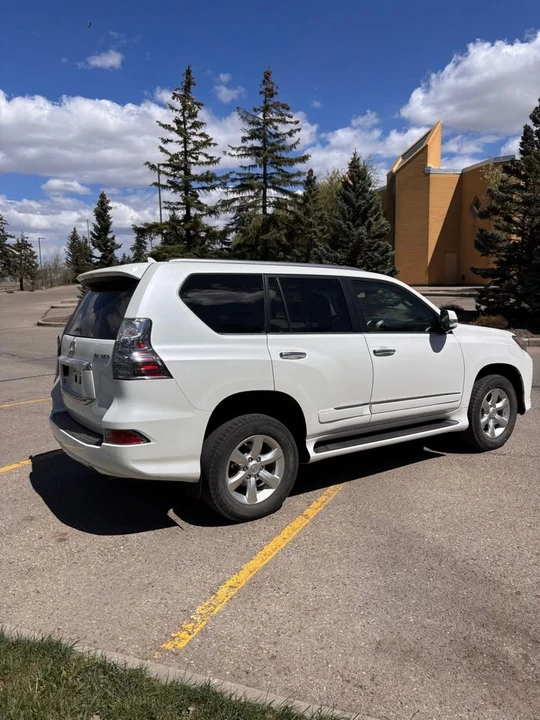 2014 Lexus GX 2nd Gen - Image 4 of 19