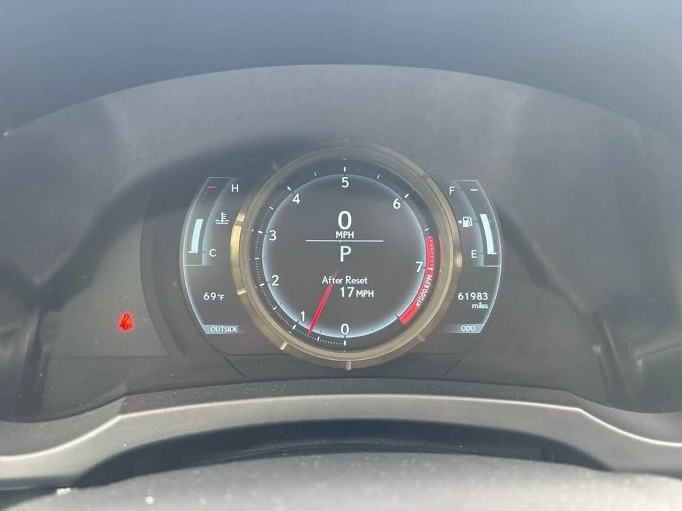 2014 Lexus IS 3rd Gen - Image 19 of 20