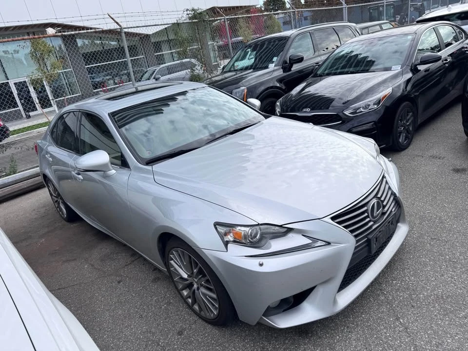 2014 Lexus IS 3rd Gen - Image 5 of 12