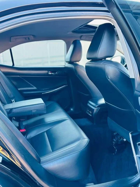 2014 Lexus IS 3rd Gen - Image 5 of 9