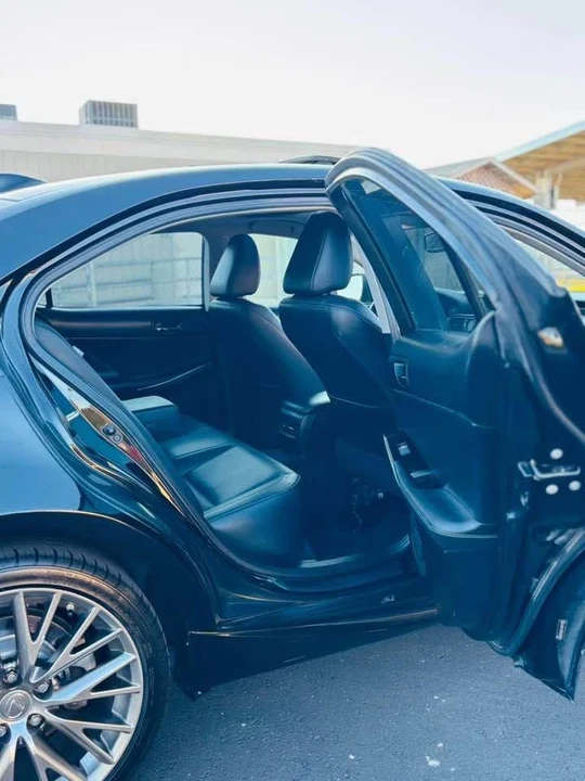 2014 Lexus IS 3rd Gen - Image 6 of 9