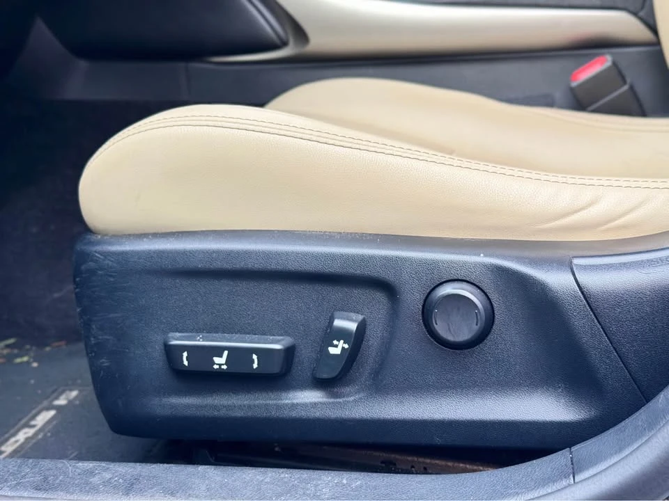 2014 Lexus IS 3rd Gen - Image 12 of 15
