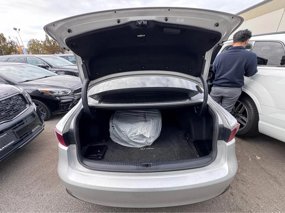 2014 Lexus IS 3rd Gen - Image 14 of 15