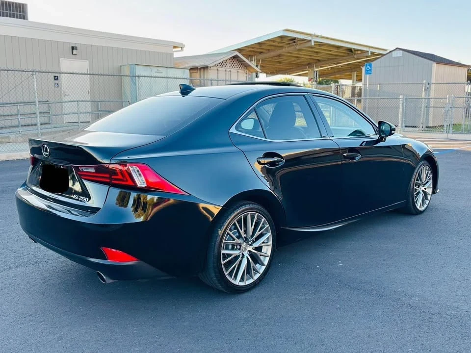 2014 Lexus IS 3rd Gen - Image 4 of 9