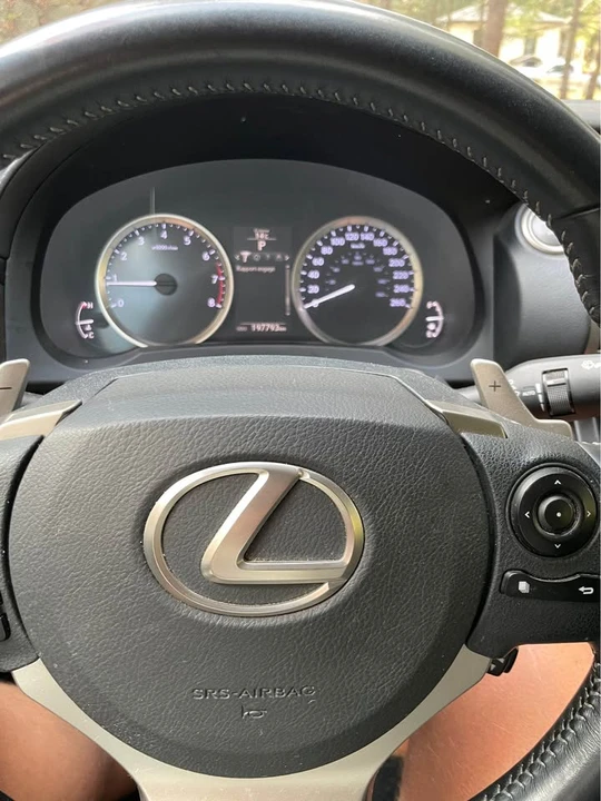 2014 Lexus IS 3rd Gen - Image 5 of 11