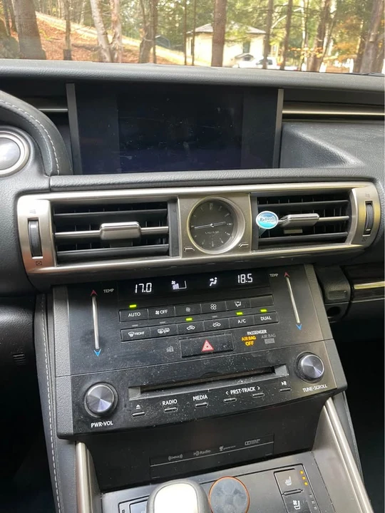 2014 Lexus IS 3rd Gen - Image 7 of 11