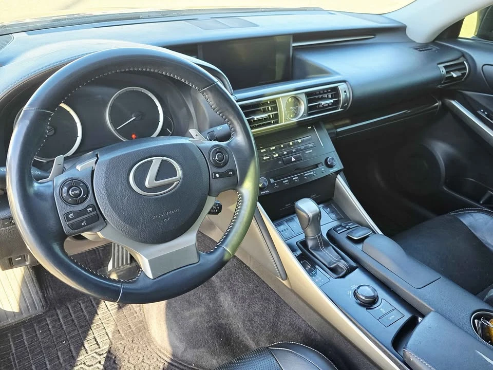 2014 Lexus IS 3rd Gen - Image 7 of 16
