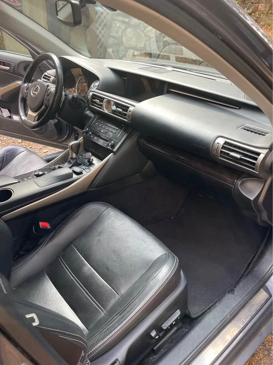 2014 Lexus IS 3rd Gen - Image 9 of 11