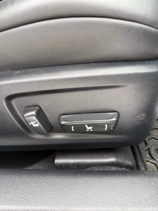 2014 Lexus IS 3rd Gen - Image 9 of 13