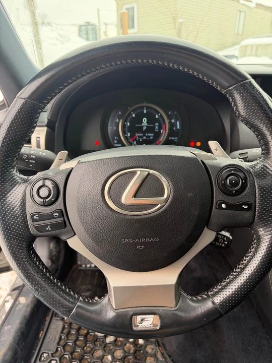 2014 Lexus IS 3rd Gen - Image 4 of 13