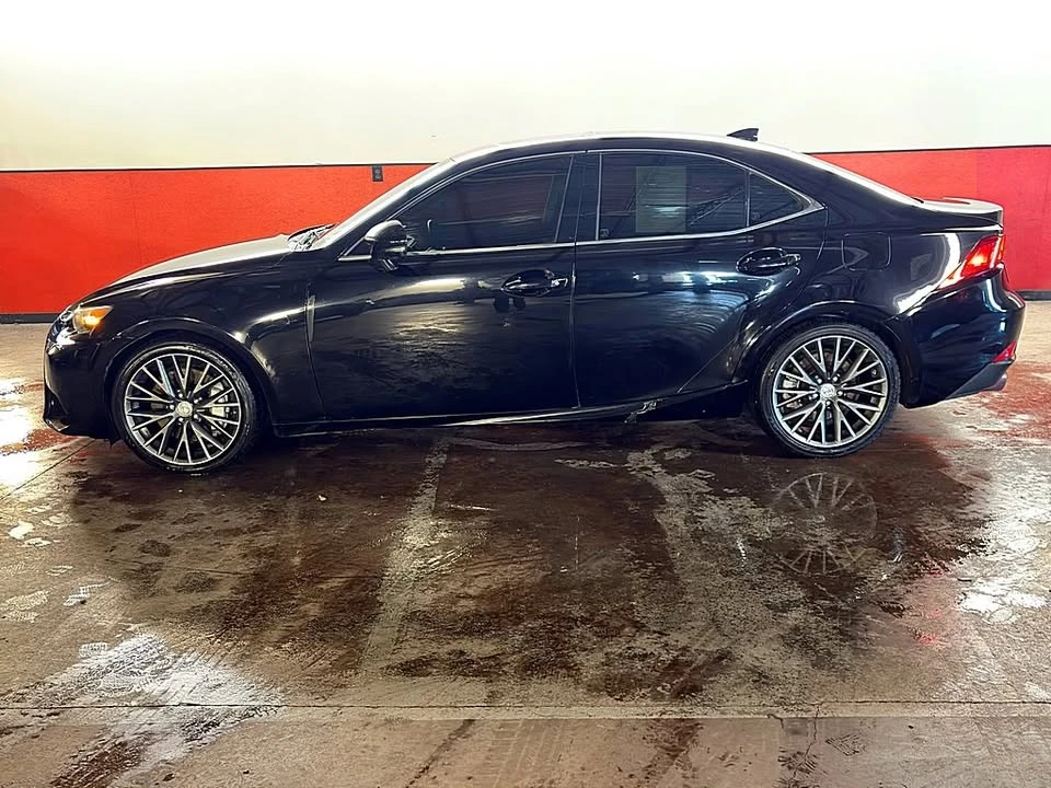 2014 Lexus IS 3rd Gen - Image 4 of 20