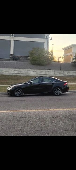 2014 Lexus IS 3rd Gen - Image 5 of 20