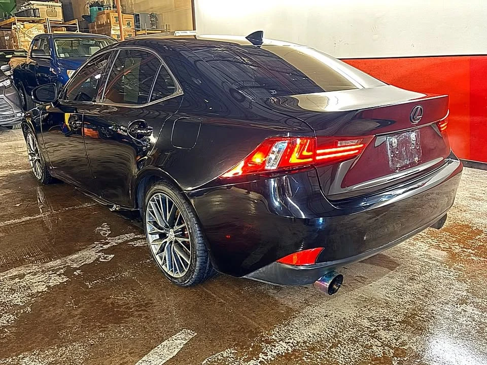 2014 Lexus IS 3rd Gen - Image 5 of 20