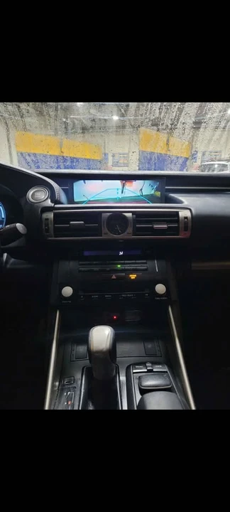 2014 Lexus IS 3rd Gen - Image 11 of 20